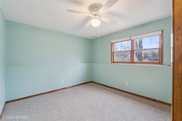 2307 3rd Street SW, Altoona, IA 50009