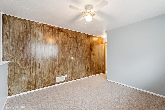 2307 3rd Street SW, Altoona, IA 50009