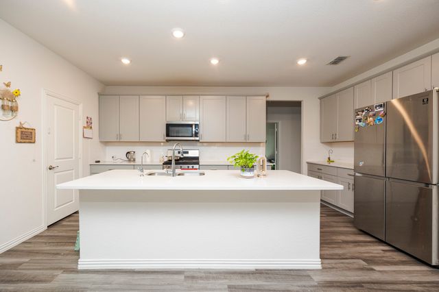 495 Fox Ridge Drive, Princeton, TX 75407