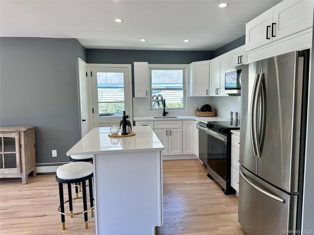 47 Norwich Street, Huntington Station, NY 11746