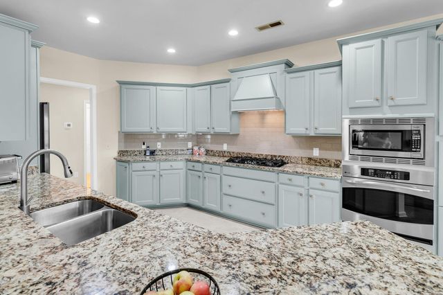 320 Waterlily Way, Summerville, SC 29486