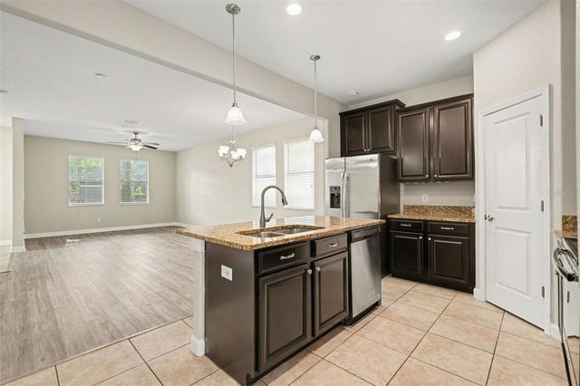 28522 E PLEASANT BAY LOOP, Wesley Chapel, FL 33543