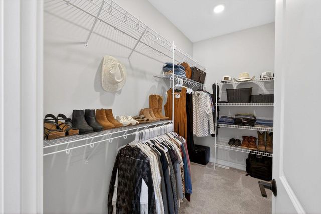 2101 21st Avenue NE, Kasson, MN 55944