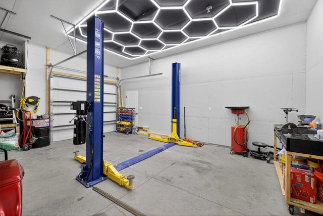 2101 21st Avenue NE, Kasson, MN 55944