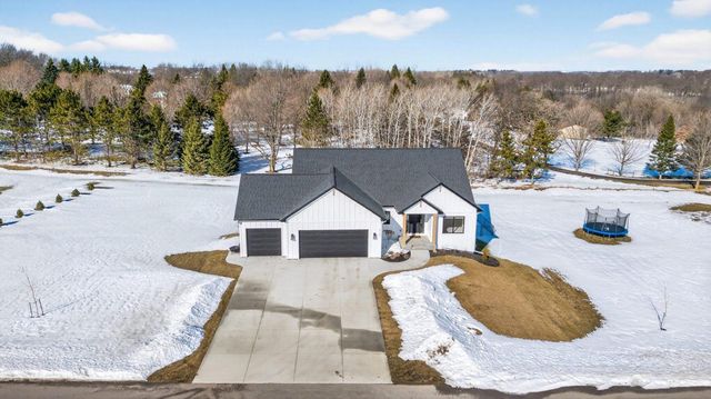 2101 21st Avenue NE, Kasson, MN 55944