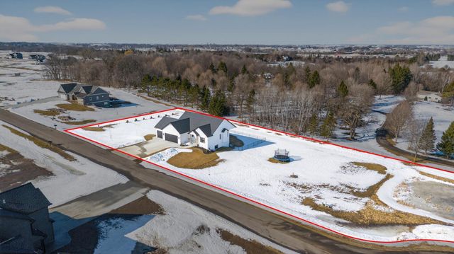 2101 21st Avenue NE, Kasson, MN 55944
