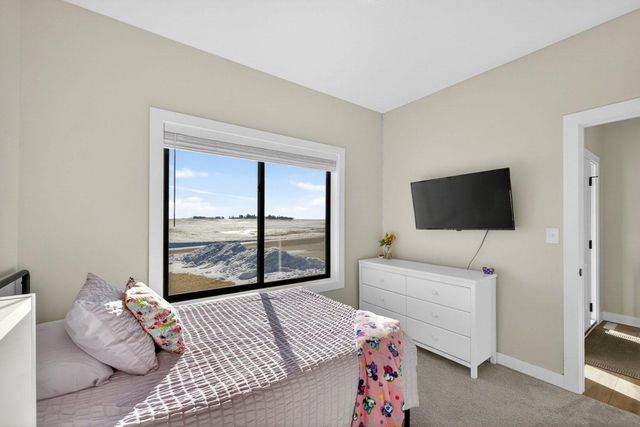 2101 21st Avenue NE, Kasson, MN 55944