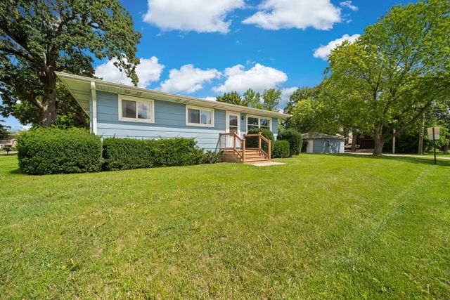 2045 Gabriel Avenue, Zion, IL 60099