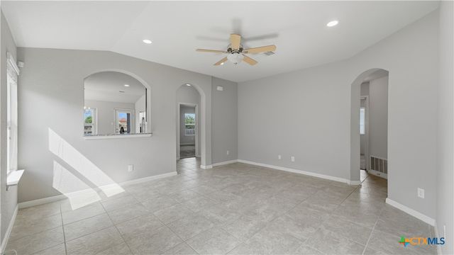2238 Falcon Way, New Braunfels, TX 78130