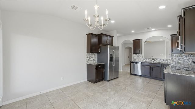 2238 Falcon Way, New Braunfels, TX 78130