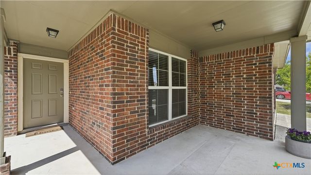 2238 Falcon Way, New Braunfels, TX 78130