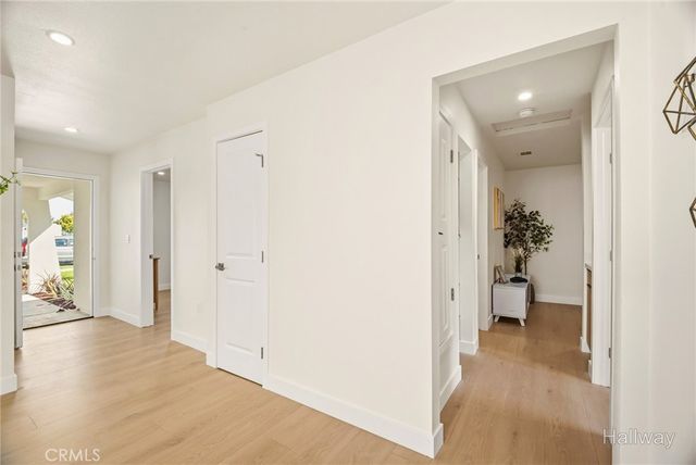 5010 W Maurie Avenue, Santa Ana, CA 92703