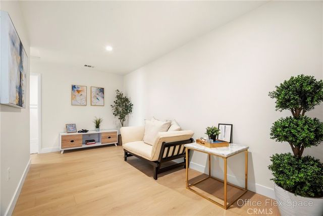 5010 W Maurie Avenue, Santa Ana, CA 92703