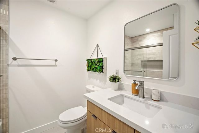 5010 W Maurie Avenue, Santa Ana, CA 92703