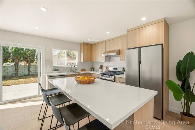 5010 W Maurie Avenue, Santa Ana, CA 92703