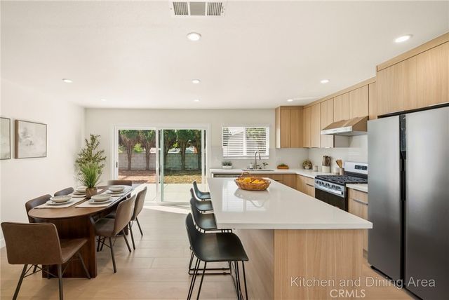 5010 W Maurie Avenue, Santa Ana, CA 92703