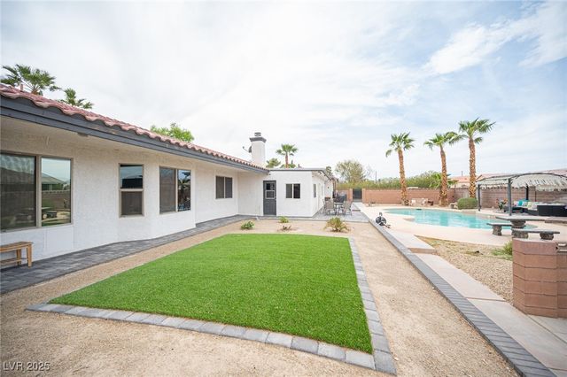 8610 Mohawk Street, Las Vegas, NV 89139