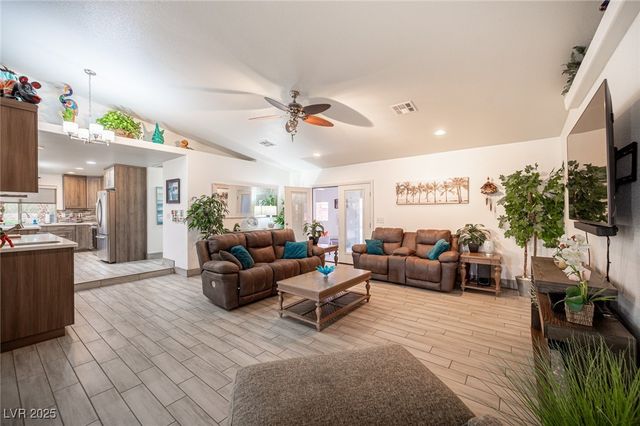 8610 Mohawk Street, Las Vegas, NV 89139