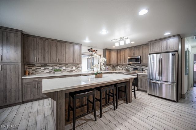 8610 Mohawk Street, Las Vegas, NV 89139