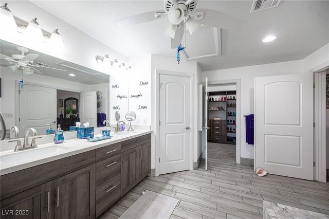 8610 Mohawk Street, Las Vegas, NV 89139