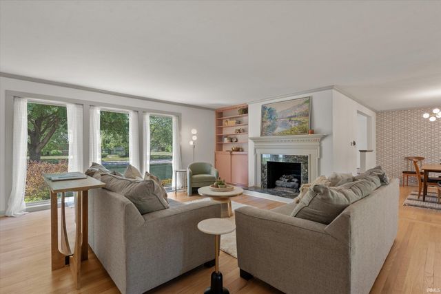 2121 E Madison Street, South Bend, IN 46617