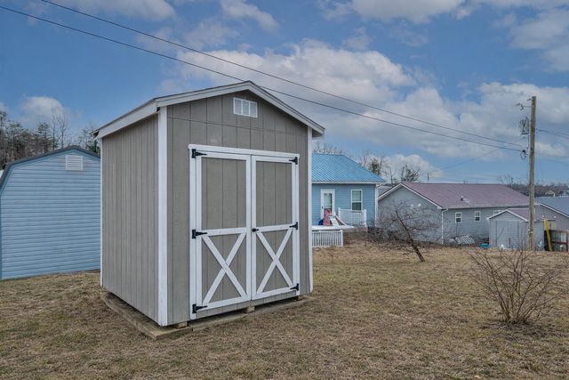 99 Kennedy Court, Morehead, KY 40351