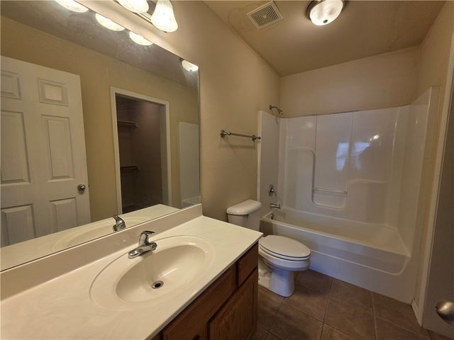 1459 Junction Street 5, Fayetteville, AR 72701