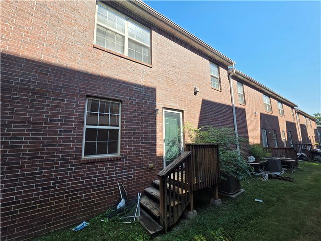 1459 Junction Street 5, Fayetteville, AR 72701
