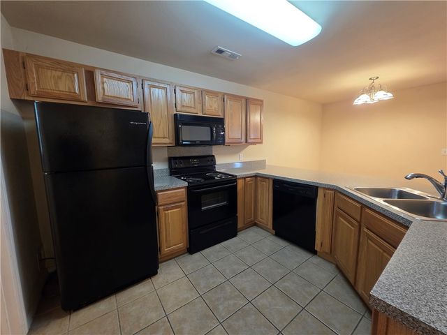 1459 Junction Street 5, Fayetteville, AR 72701