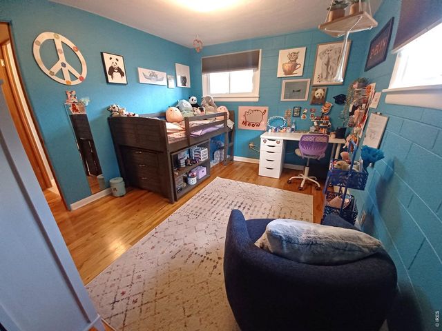1024 Collyer St, Longmont, CO 80501