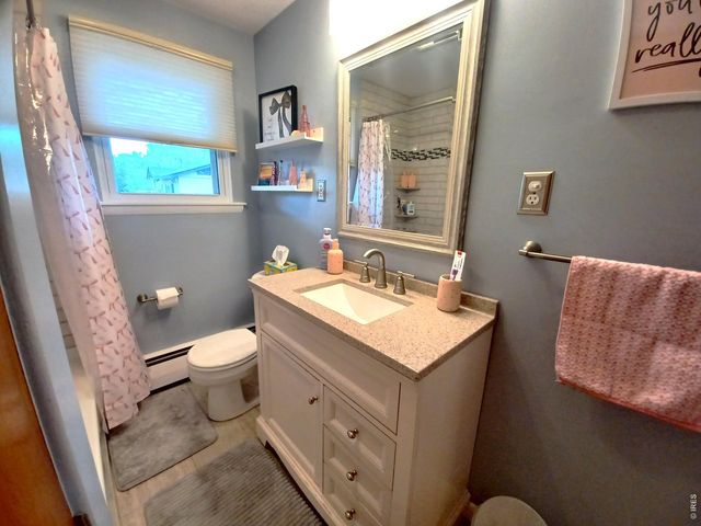 1024 Collyer St, Longmont, CO 80501