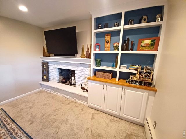 1024 Collyer St, Longmont, CO 80501