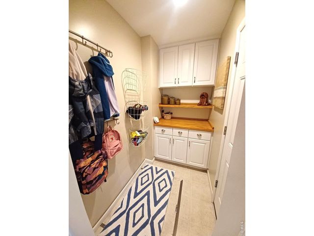 1024 Collyer St, Longmont, CO 80501