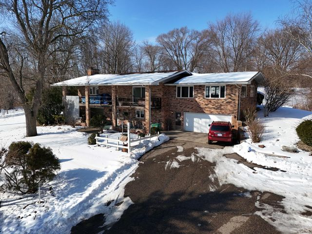 19466 U.S. 12, Edwardsburg, MI 49112