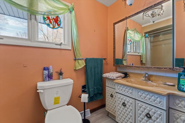 19466 U.S. 12, Edwardsburg, MI 49112