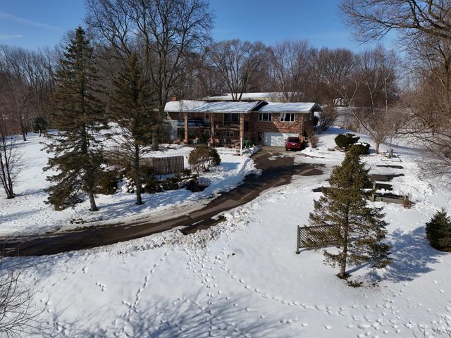 19466 U.S. 12, Edwardsburg, MI 49112