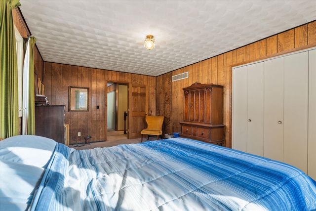 19466 U.S. 12, Edwardsburg, MI 49112