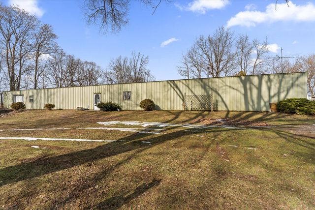 19466 U.S. 12, Edwardsburg, MI 49112