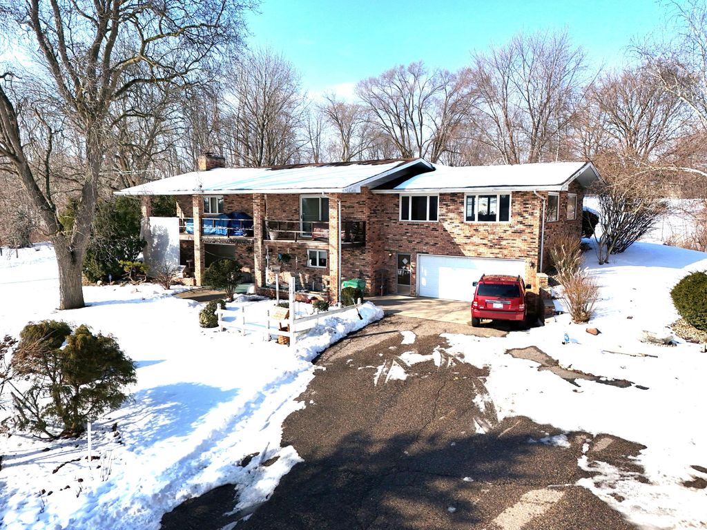 19466 U.S. 12, Edwardsburg, MI 49112