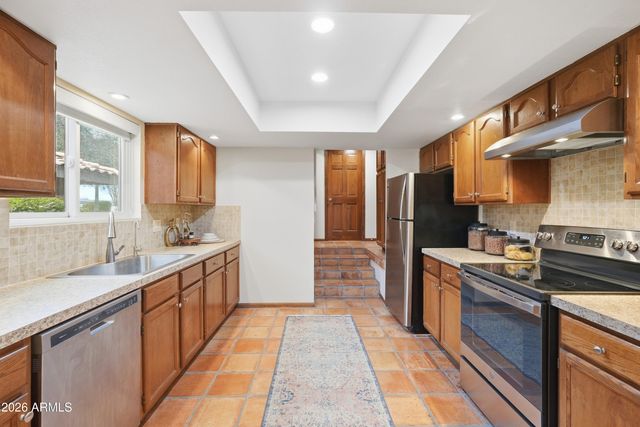 15834 E SUNFLOWER Drive 4, Fountain Hills, AZ 85268