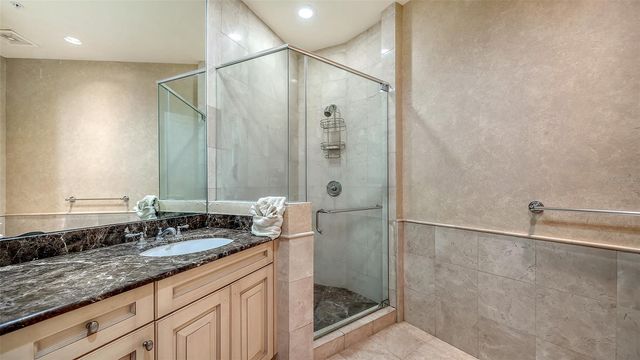 1300 BENJAMIN FRANKLIN DRIVE 1205 & 1206, Sarasota, FL 34236