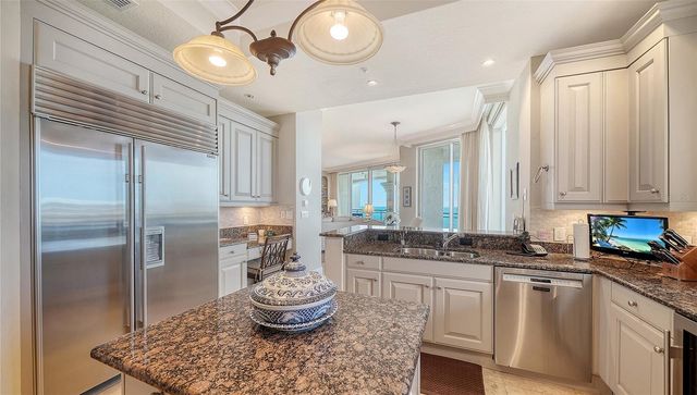 1300 BENJAMIN FRANKLIN DRIVE 1205 & 1206, Sarasota, FL 34236