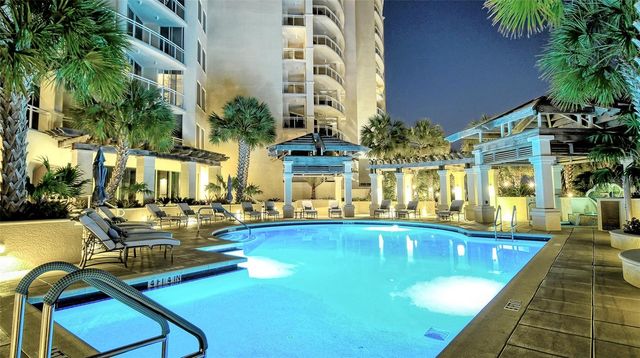 1300 BENJAMIN FRANKLIN DRIVE 1205 & 1206, Sarasota, FL 34236