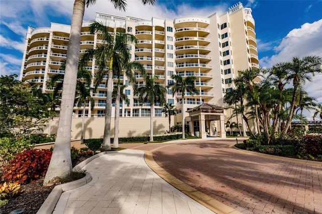 1300 BENJAMIN FRANKLIN DRIVE 1205 & 1206, Sarasota, FL 34236