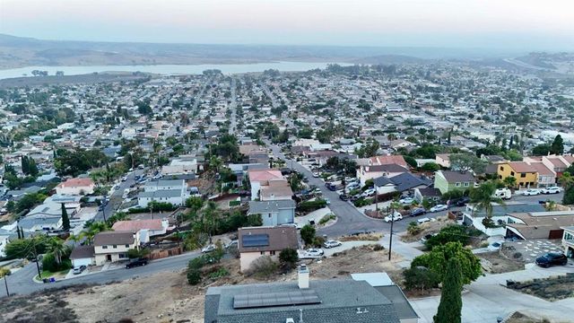 1421 Maria Avenue, Spring Valley, CA 91977
