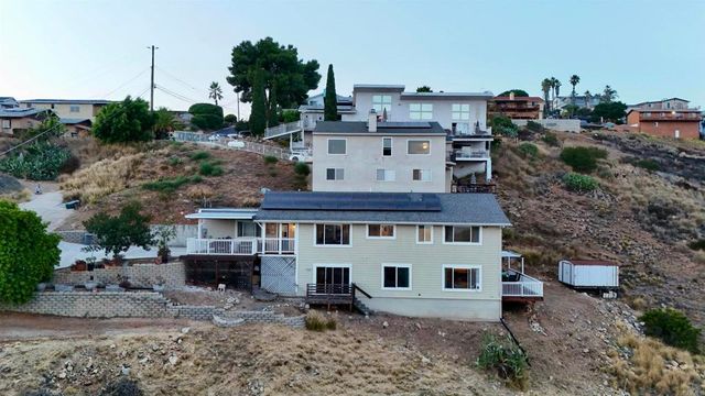 1421 Maria Avenue, Spring Valley, CA 91977