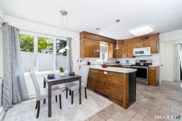 57 Jean Road, Manchester, CT 06040