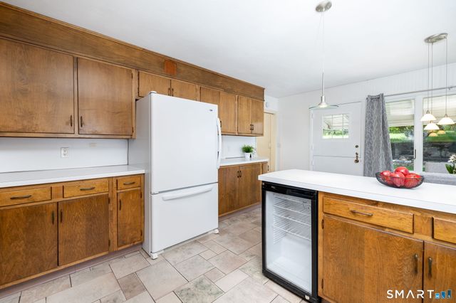 57 Jean Road, Manchester, CT 06040