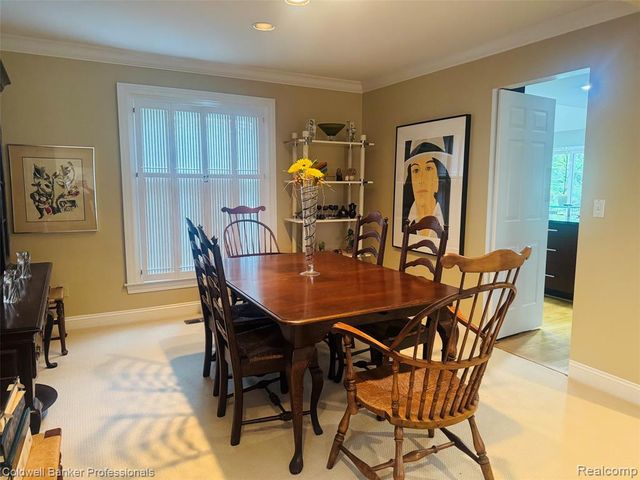 31925 Olde Franklin Drive, Farmington Hills, MI 48334