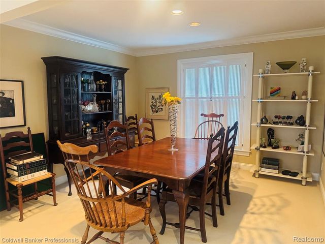 31925 Olde Franklin Drive, Farmington Hills, MI 48334